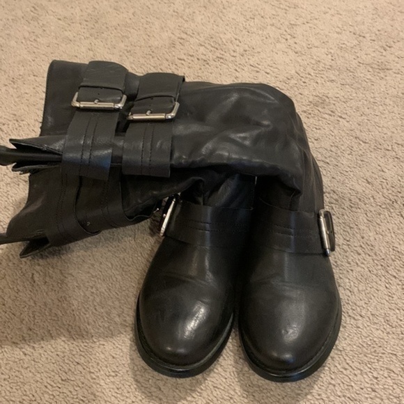 Shoe dazzle size 6 black boots - Picture 5 of 5